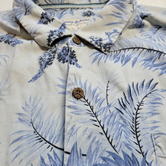 Tommy Bahama Shirt Mens 3XL Silk Floral All Over Pattern Hawaiian Blue White SS - Picture 3 of 8